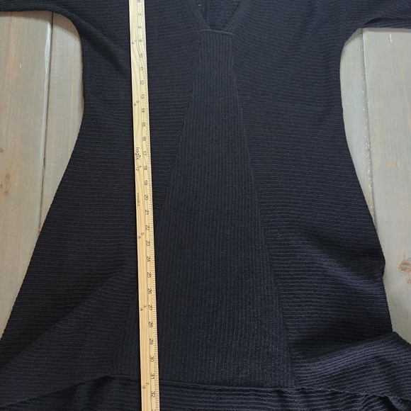 Eileen Fisher Black Wool Tunic Dress M Textured Knit V Neck Oversized Minimalist - Picture 8 of 10